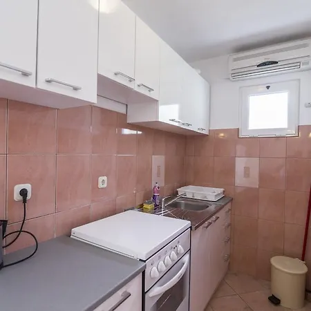 Apartment Katina Komiža